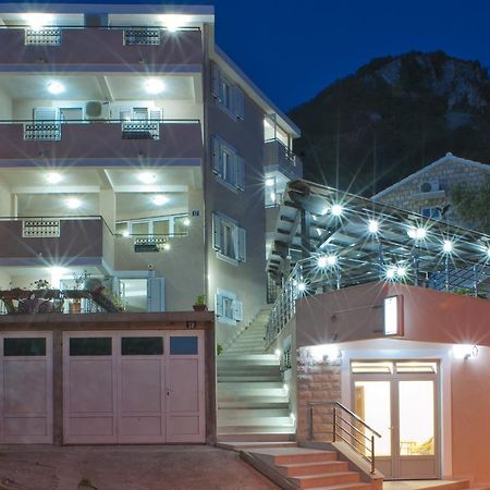 Apartments Marina Sveti Stefan Bagian luar foto