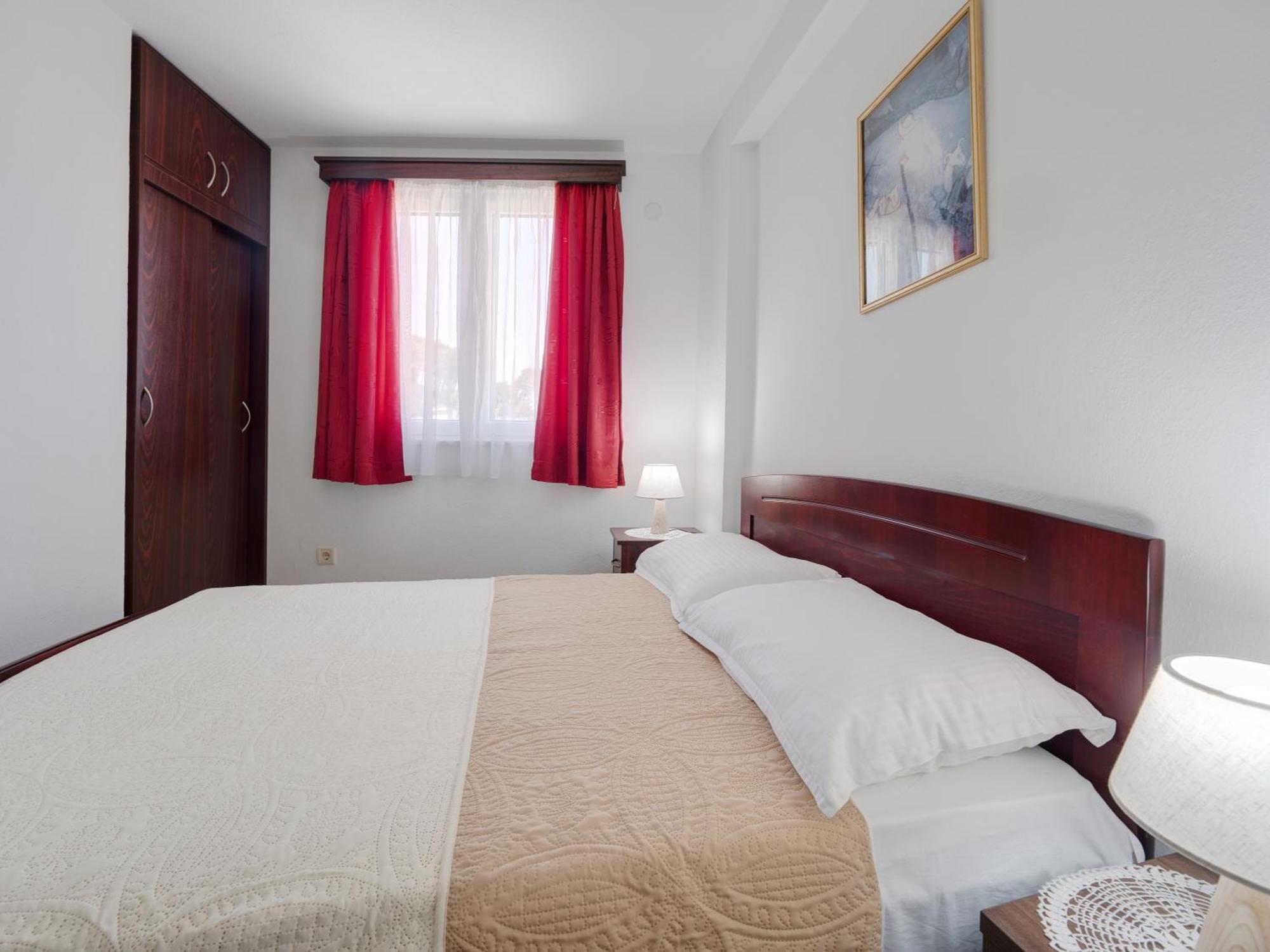 Apartments Marina Sveti Stefan Bagian luar foto